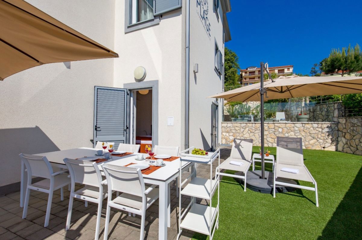 Appartamento, per la vendita, Lovran, Croazia, 94 m2, 625.000,00 EUR