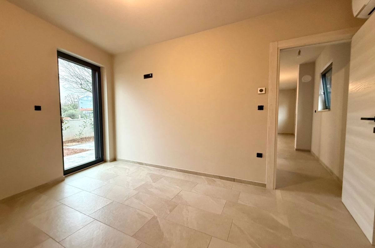 Appartamento, per la vendita, Omišalj, Croazia, 120 m2, 245.000,00 EUR