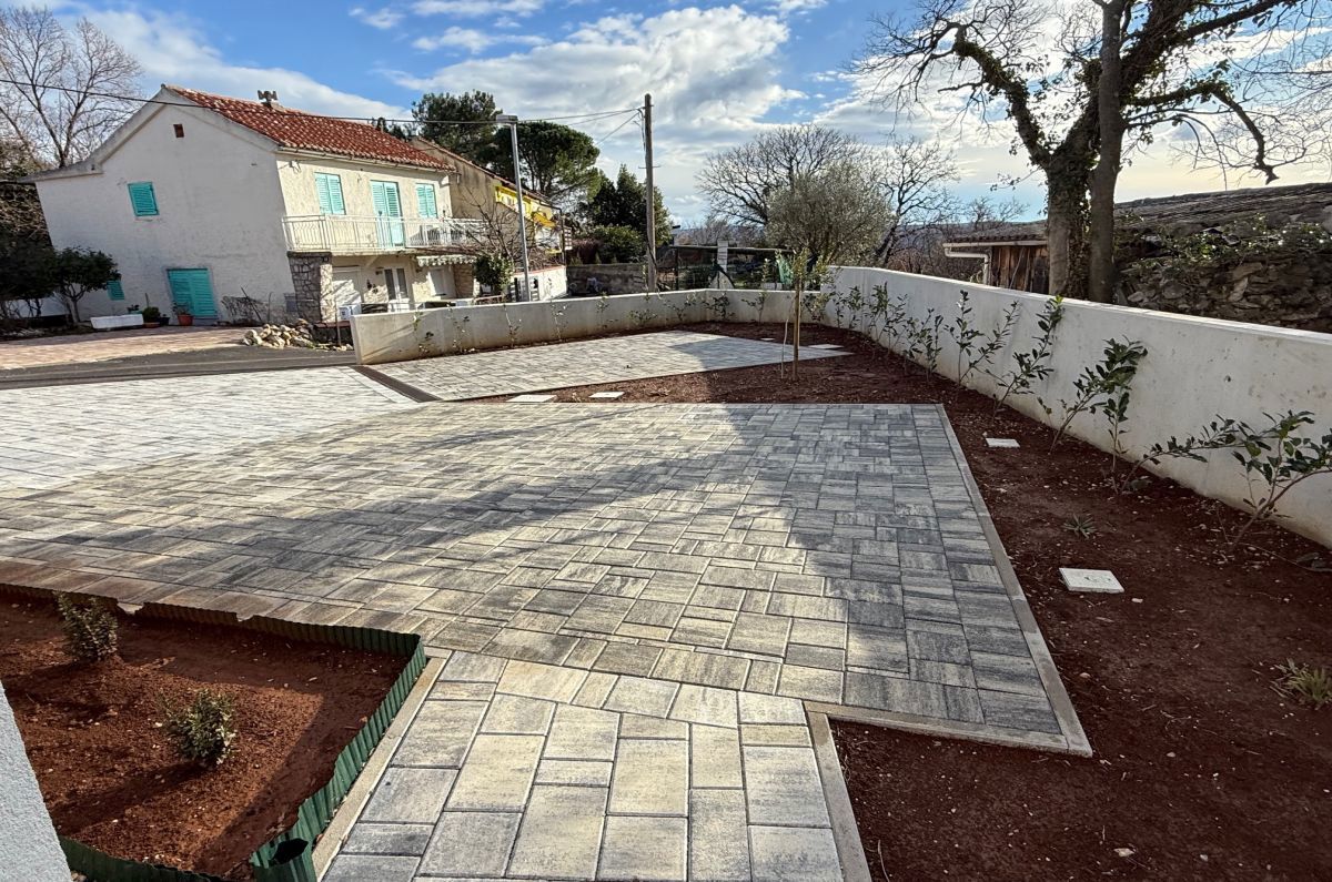 Appartamento, per la vendita, Omišalj, Croazia, 120 m2, 245.000,00 EUR