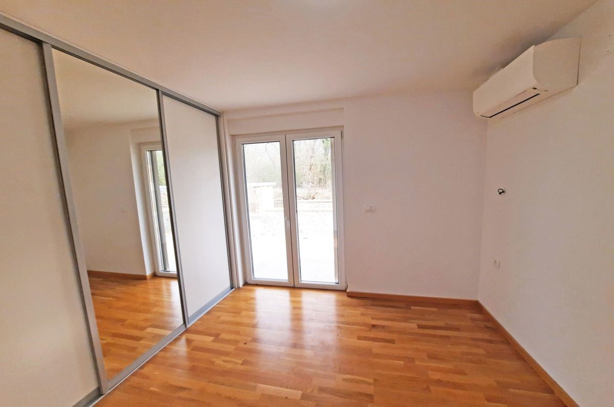 Appartamento, per la vendita, Njivice, Croazia, 73 m2, 335.000,00 EUR