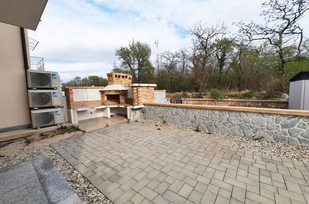 Appartamento, per la vendita, Njivice, Croazia, 73 m2, 335.000,00 EUR