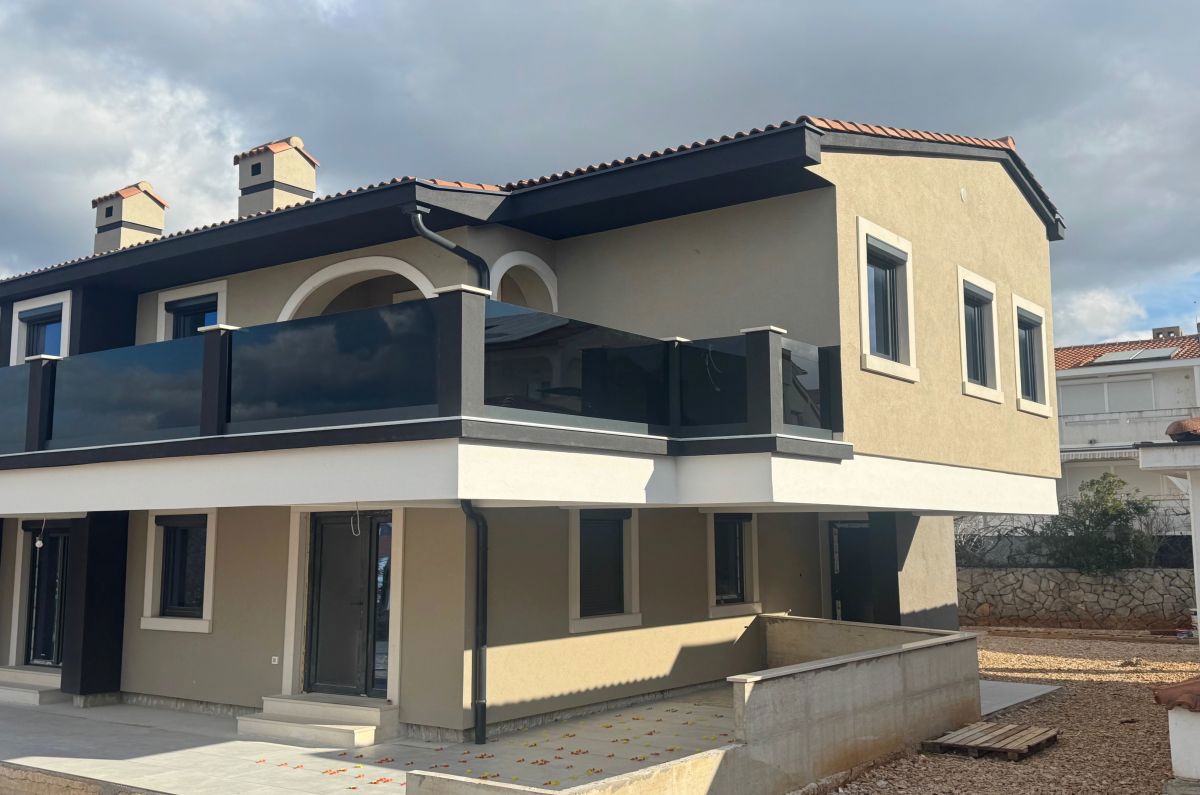 Appartamento, per la vendita, Punat, Croazia, 92 m2, 450.000,00 EUR