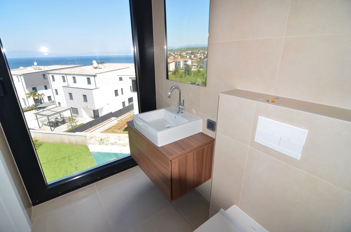 Casa, per la vendita, Malinska, Croazia, 160 m2, 1.100.000,00 EUR