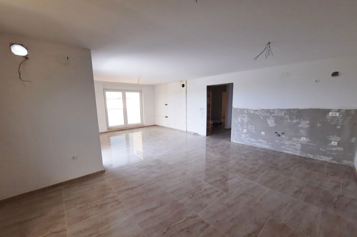 Appartamento, per la vendita, Njivice, Croazia, 86 m2, 435.000,00 EUR