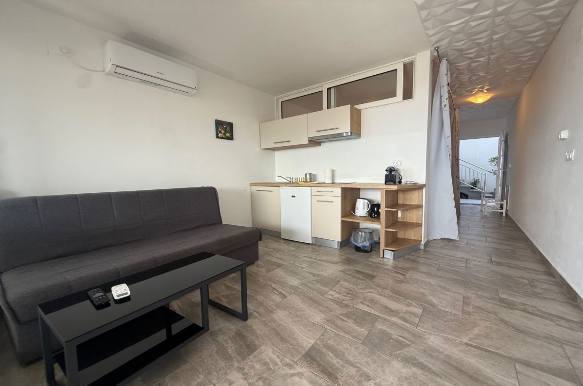 Appartamento, per la vendita, Omišalj, Croazia, 32 m2, 132.000,00 EUR