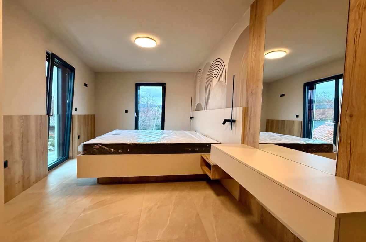 Appartamento, per la vendita, Omišalj, Croazia, 168 m2, 485.000,00 EUR