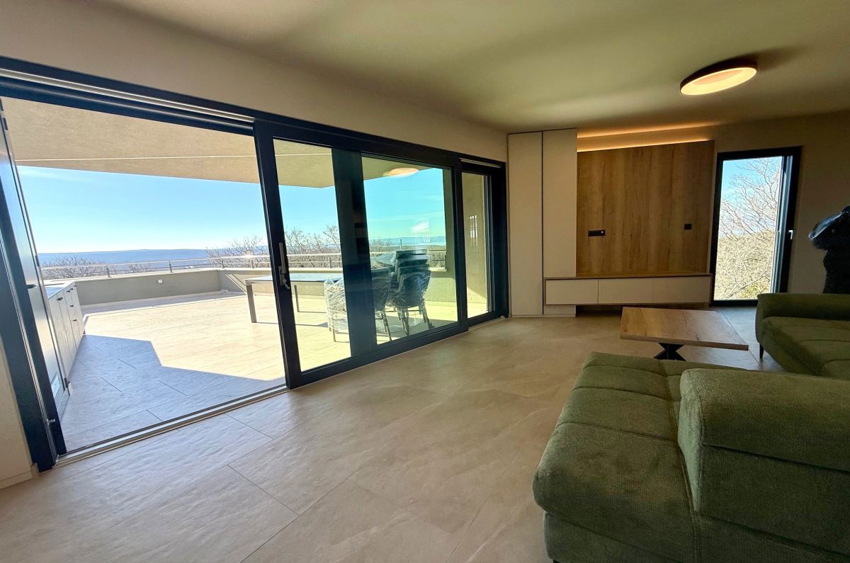 Appartamento, per la vendita, Omišalj, Croazia, 168 m2, 485.000,00 EUR