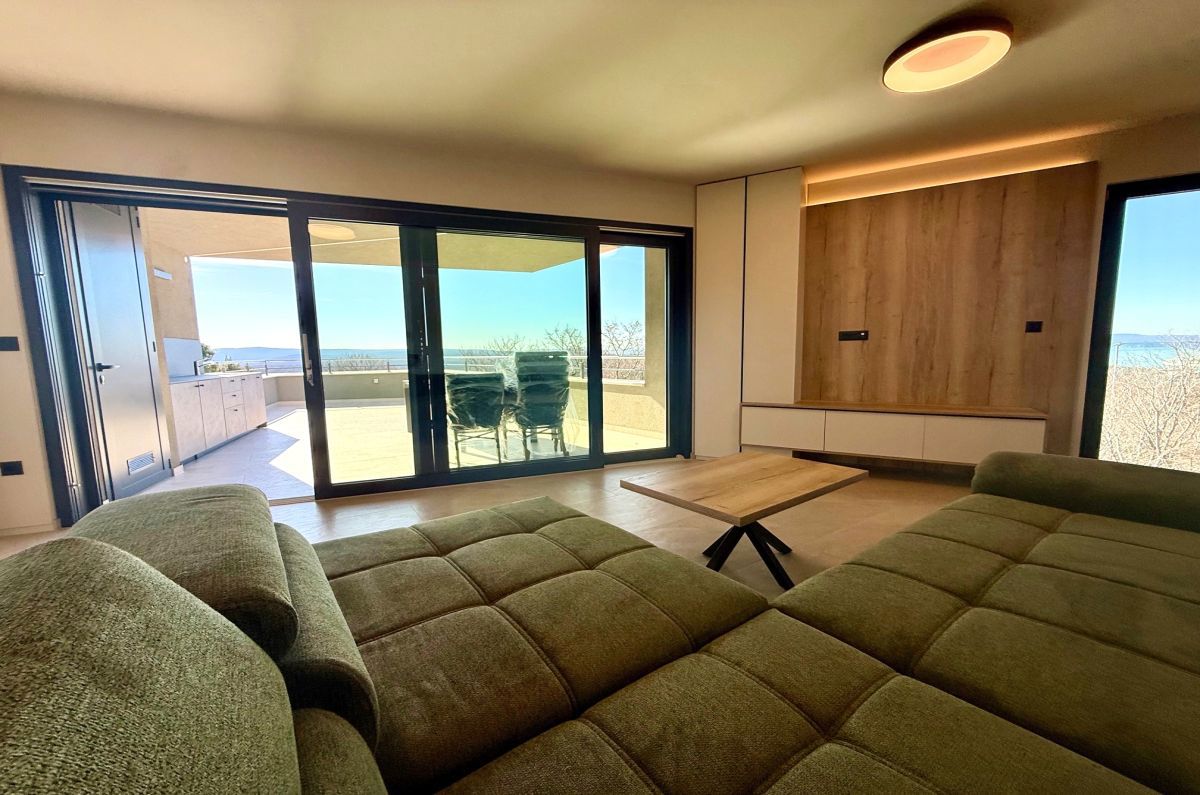 Appartamento, per la vendita, Omišalj, Croazia, 168 m2, 485.000,00 EUR