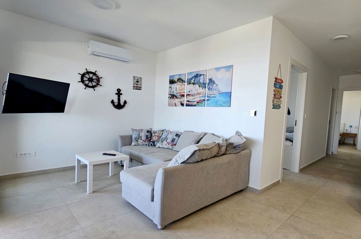 Appartamento, per la vendita, Omišalj, Croazia, 62 m2, 350.000,00 EUR