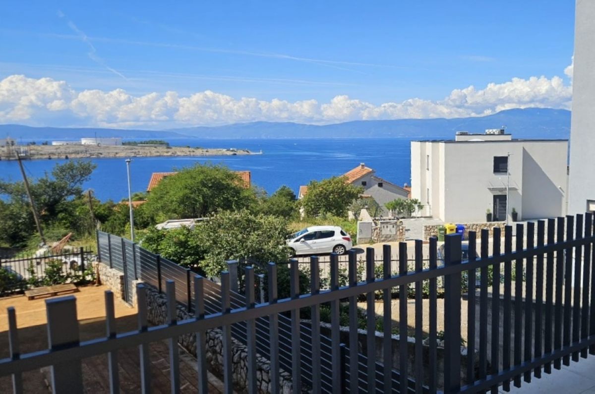 Appartamento, per la vendita, Omišalj, Croazia, 62 m2, 350.000,00 EUR