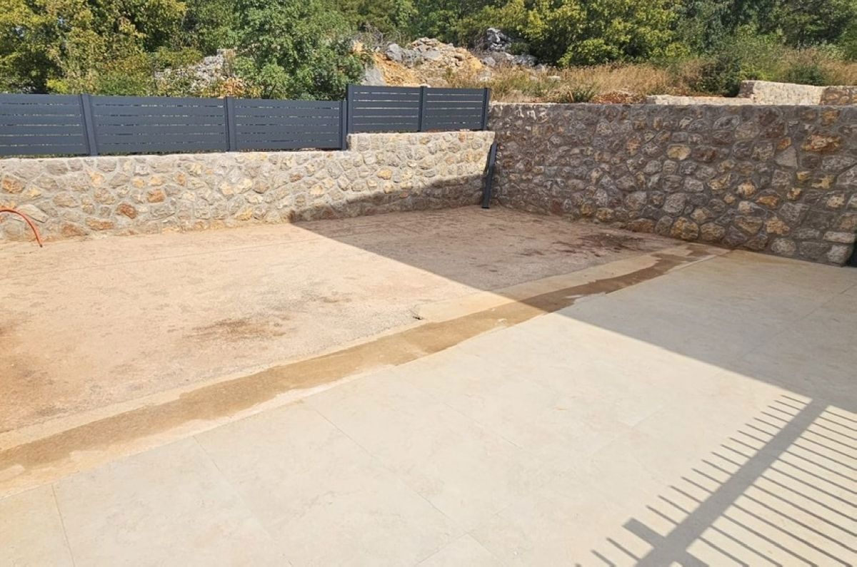 Appartamento, per la vendita, Omišalj, Croazia, 62 m2, 350.000,00 EUR