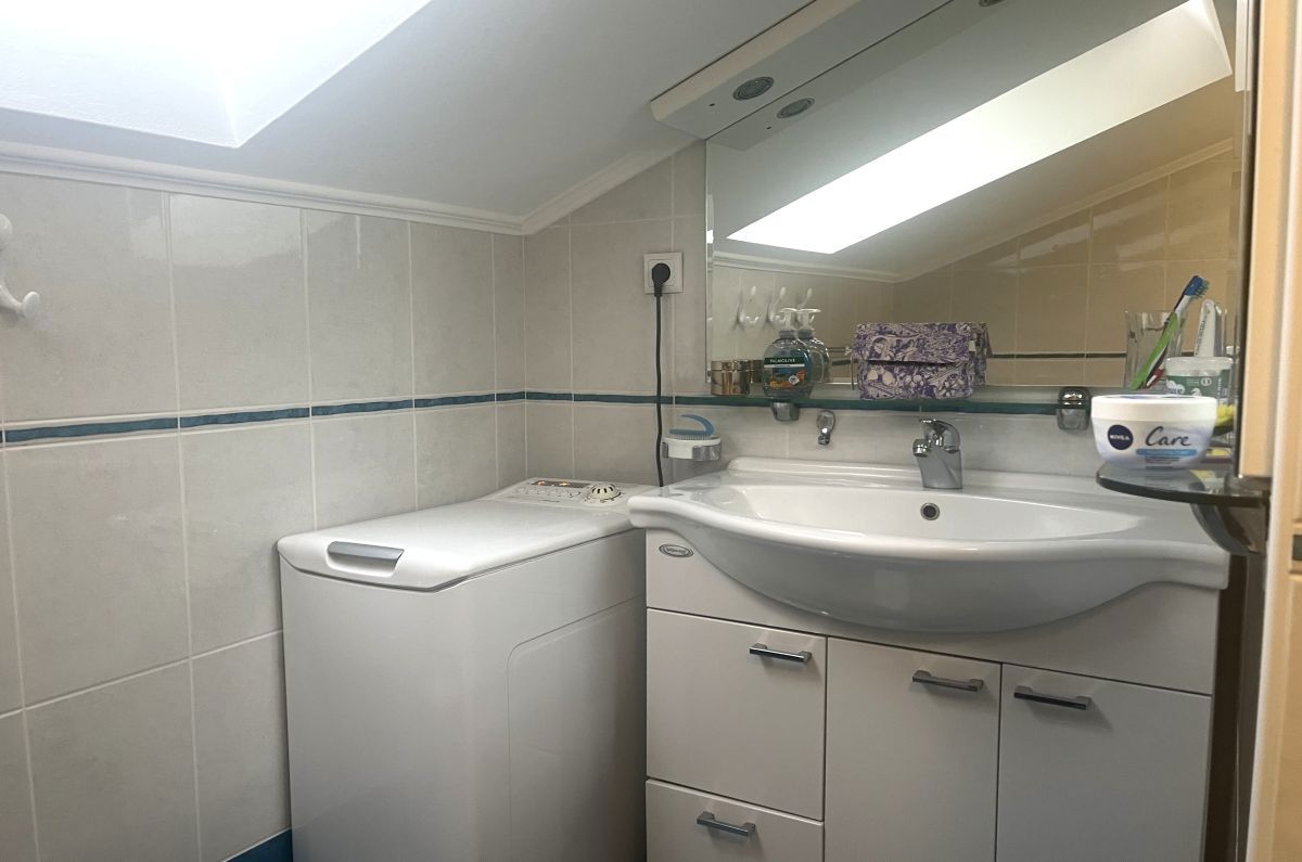 Appartamento, per la vendita, Malinska, Croazia, 83 m2, 279.000,00 EUR