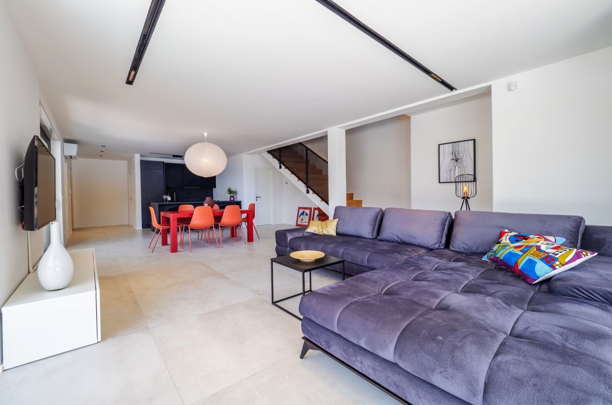Casa, per la vendita, Vrbnik, Croazia, 150 m2, 850.000,00 EUR
