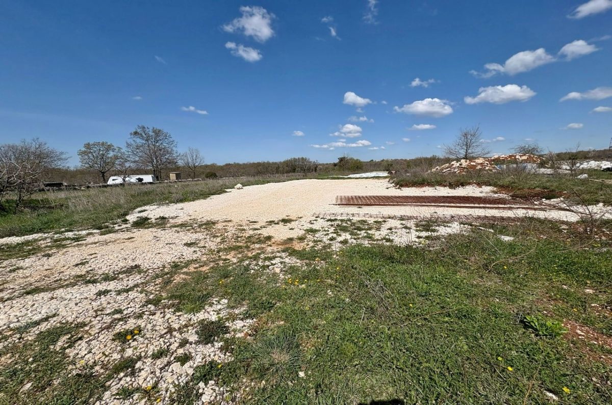 Terreno costruzione, per la vendita, Rovigno, Croazia, 1076 m2, 115.000,00 EUR