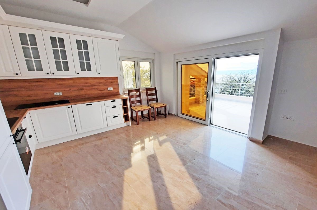 Appartamento, per la vendita, Njivice, Croazia, 67 m2, 320.000,00 EUR