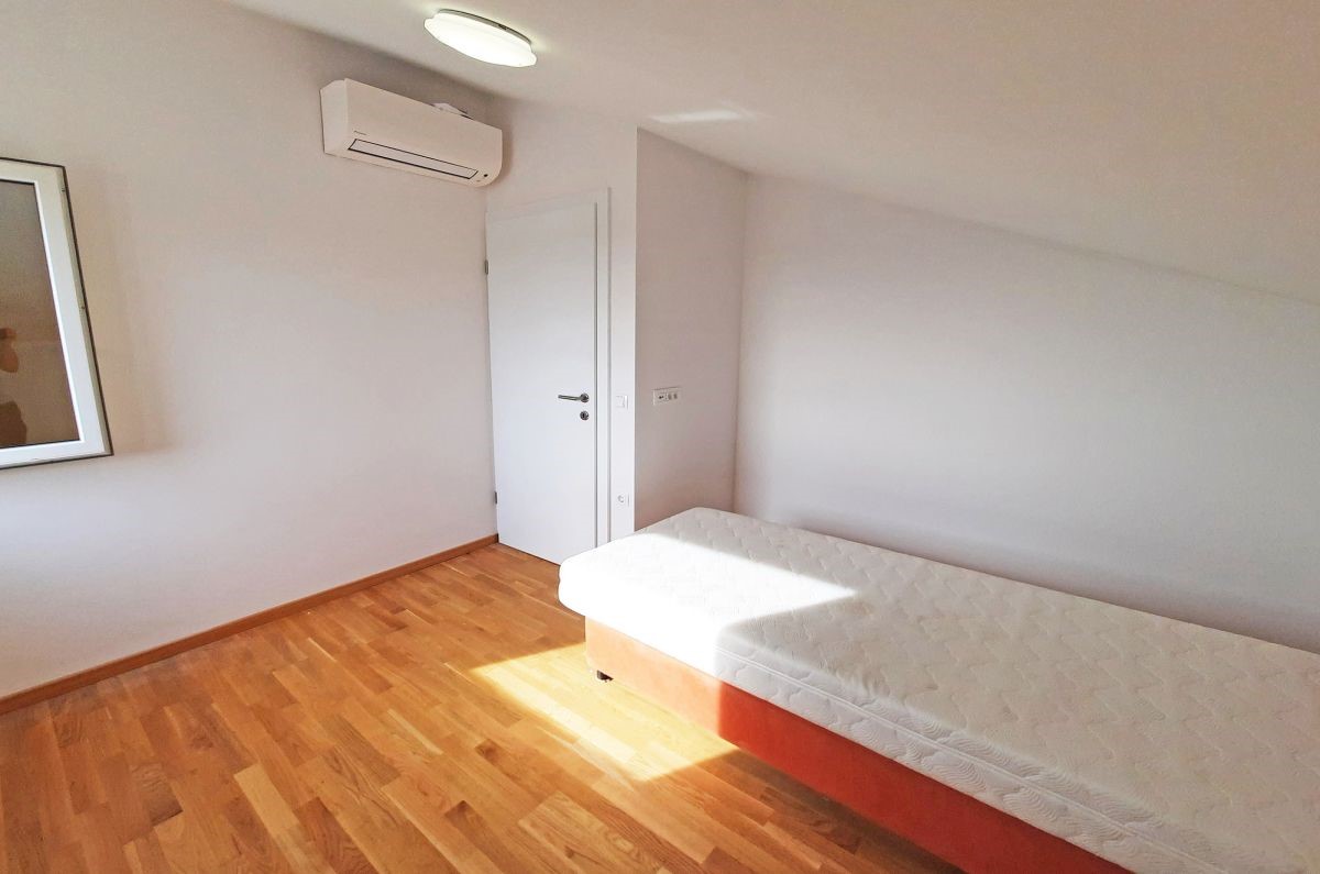 Appartamento, per la vendita, Njivice, Croazia, 67 m2, 320.000,00 EUR