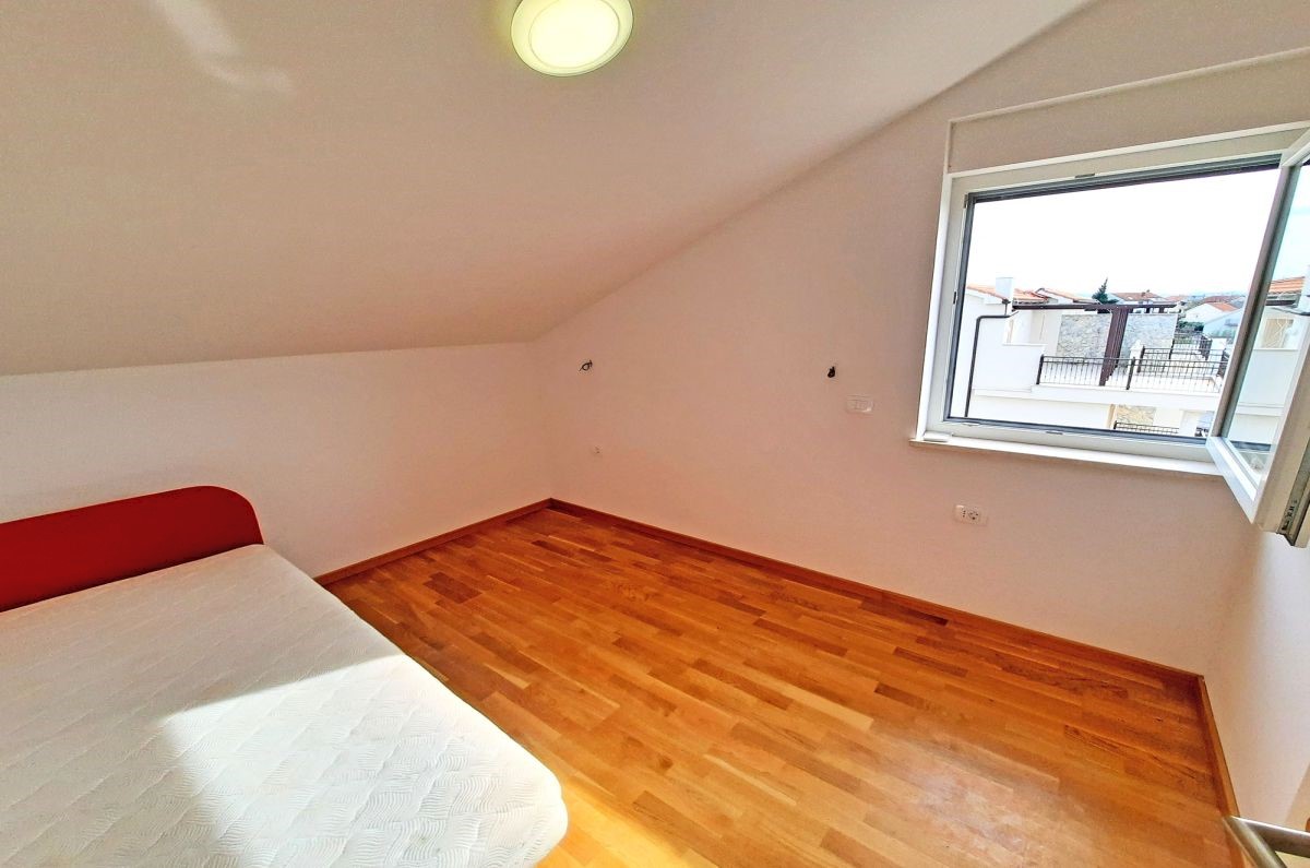 Appartamento, per la vendita, Njivice, Croazia, 67 m2, 320.000,00 EUR