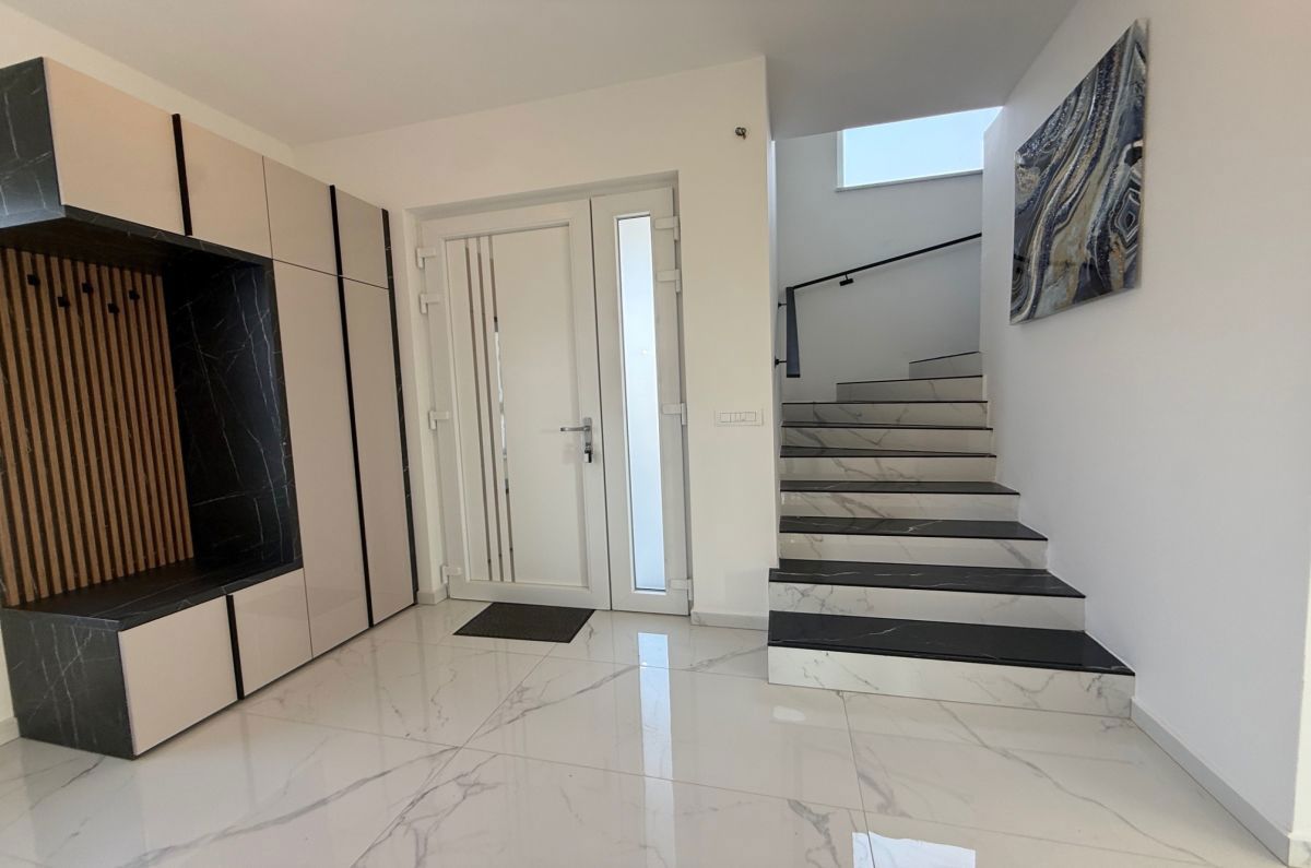 Casa, per la vendita, Città diKrk, Croazia, 180 m2, 1.200.000,00 EUR