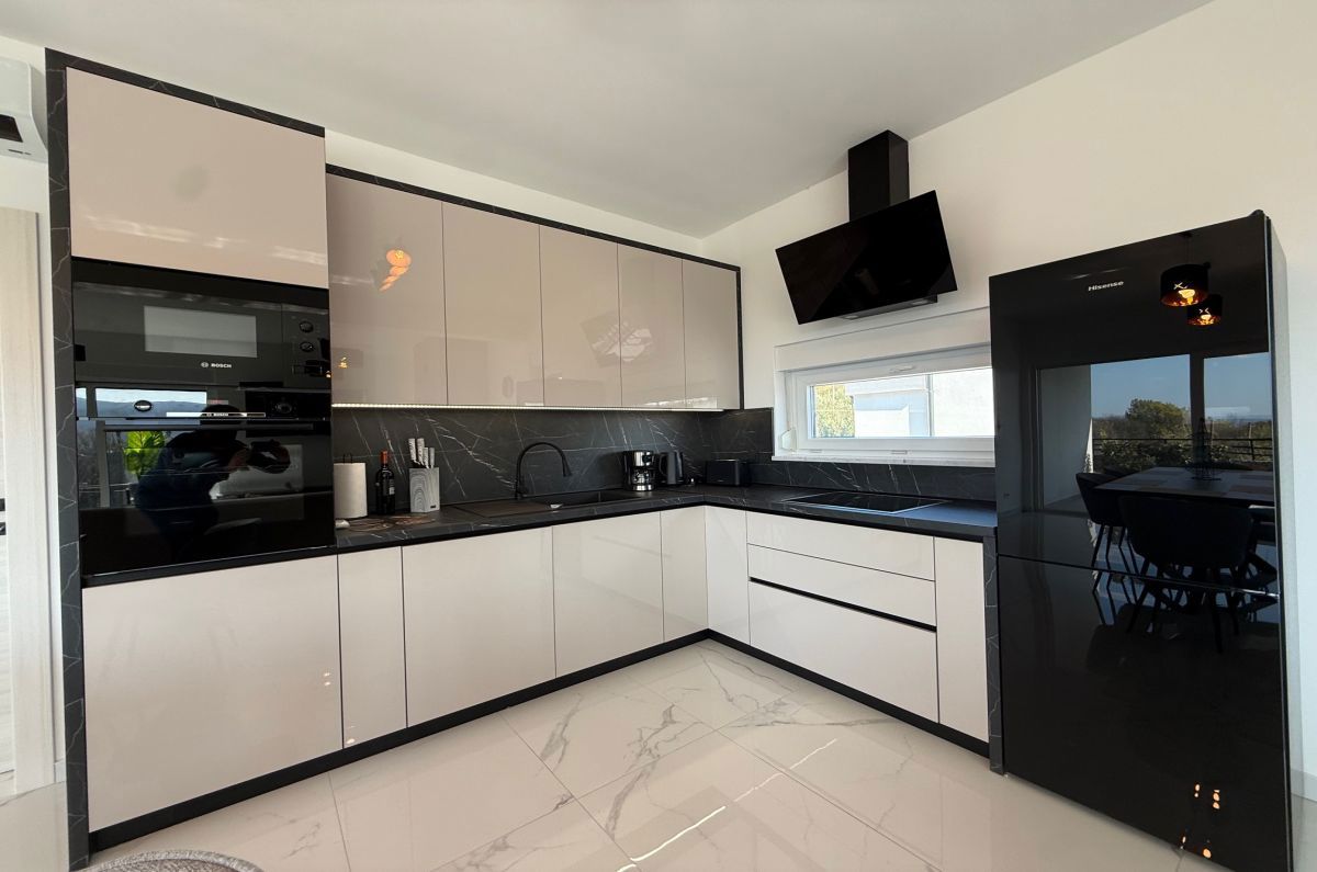 Casa, per la vendita, Città diKrk, Croazia, 180 m2, 1.200.000,00 EUR