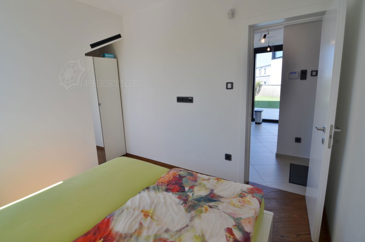 Casa, per la vendita, Malinska, Croazia, 180 m2, 1.300.000,00 EUR