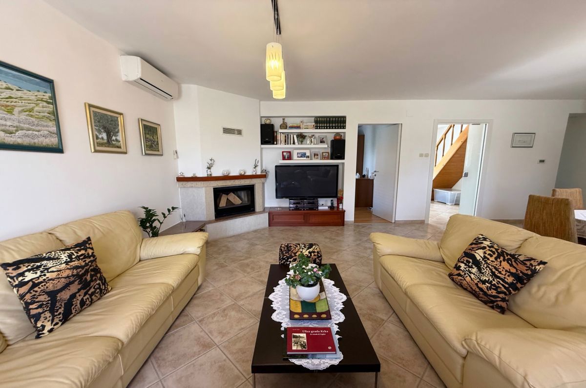 Casa, per la vendita, Città diKrk, Croazia, 210 m2, 690.000,00 EUR