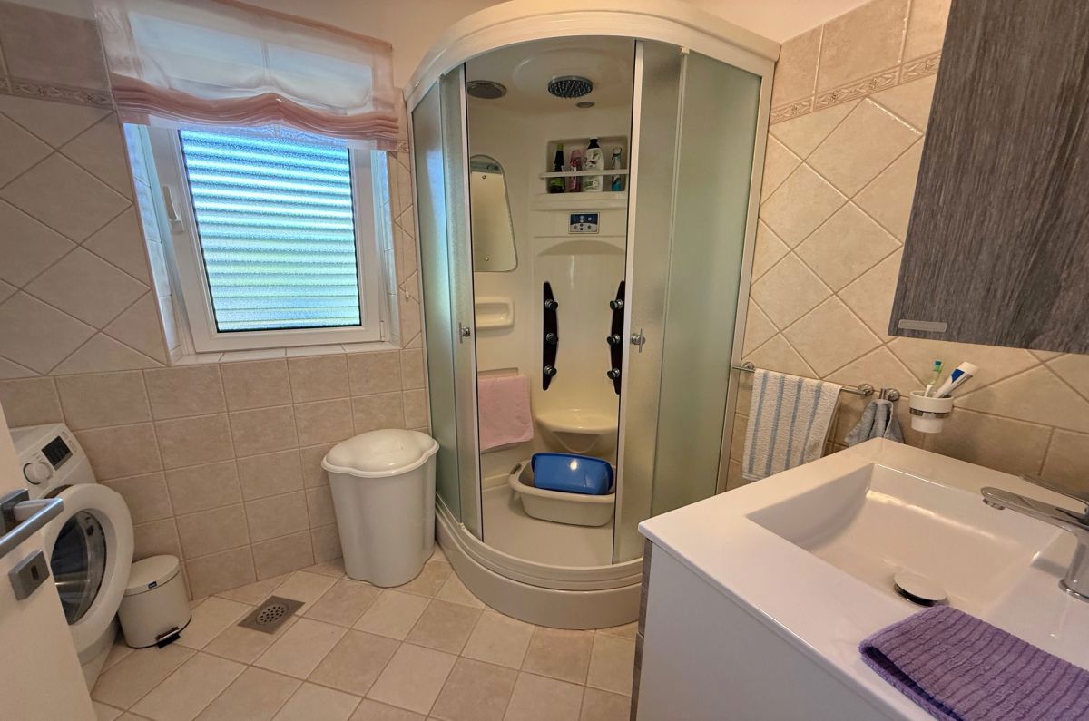 Casa, per la vendita, Città diKrk, Croazia, 210 m2, 690.000,00 EUR