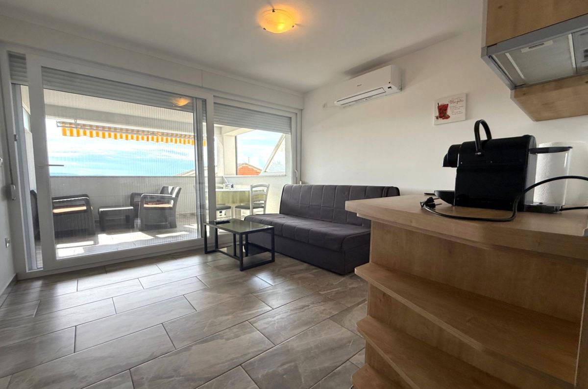 Appartamento, per la vendita, Omišalj, Croazia, 66 m2, 240.000,00 EUR