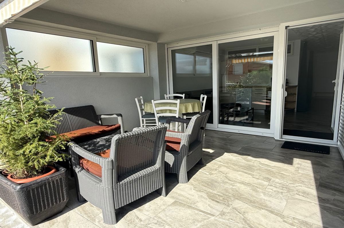 Appartamento, per la vendita, Omišalj, Croazia, 66 m2, 240.000,00 EUR