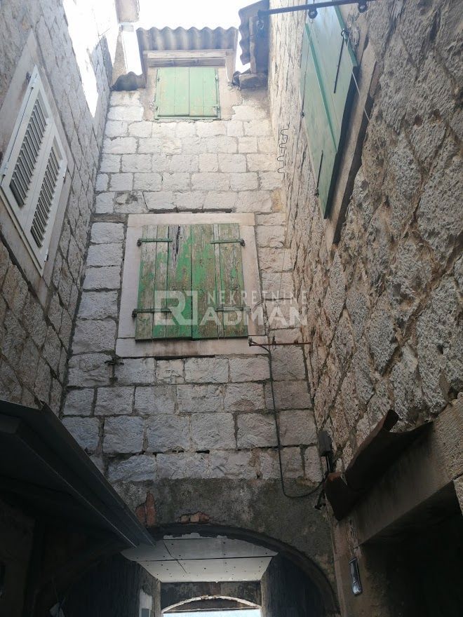 Casa Kaštel Sućurac, Kaštela, 120m2