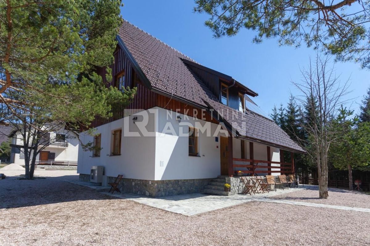 Casa Korenica, Plitvička Jezera, 360m2