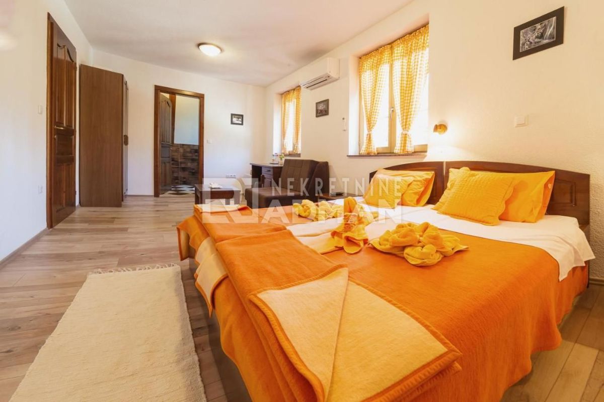 Casa Korenica, Plitvička Jezera, 360m2
