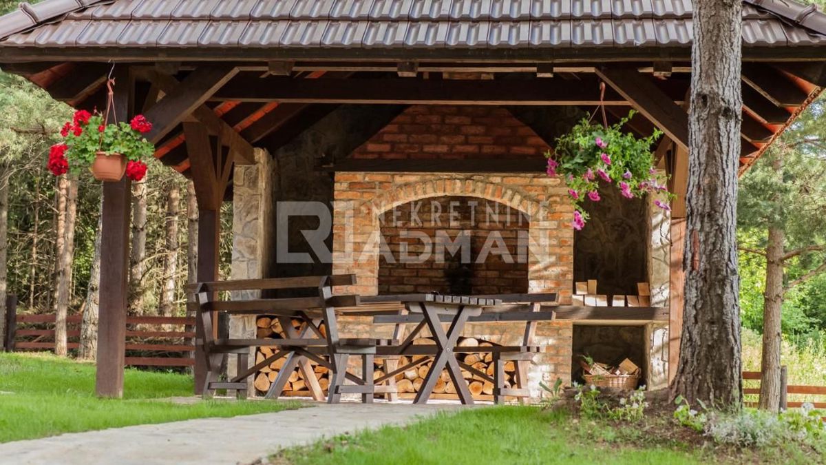 Casa Korenica, Plitvička Jezera, 360m2