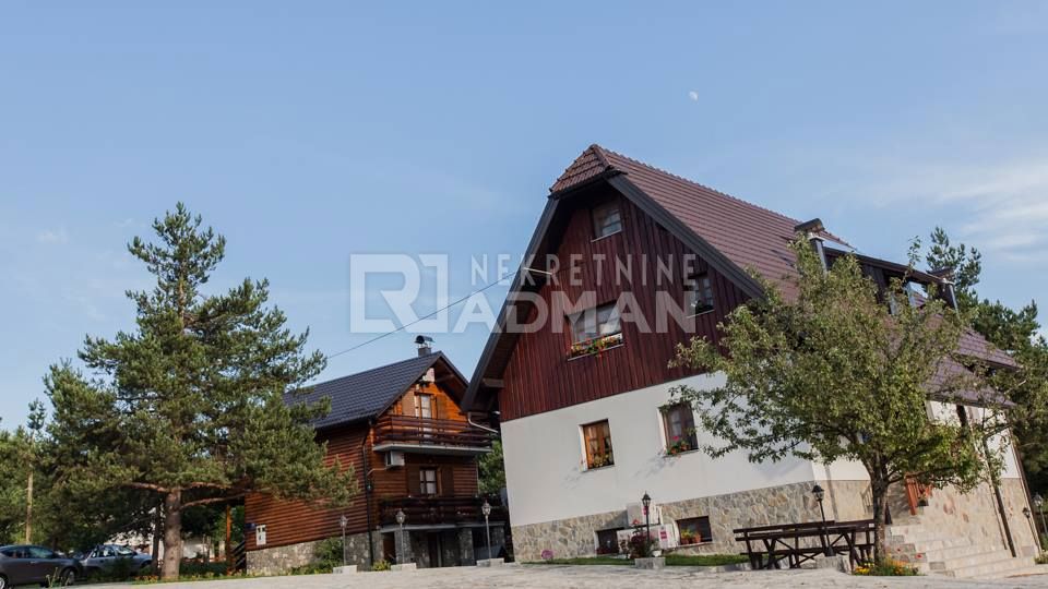 Casa Korenica, Plitvička Jezera, 360m2