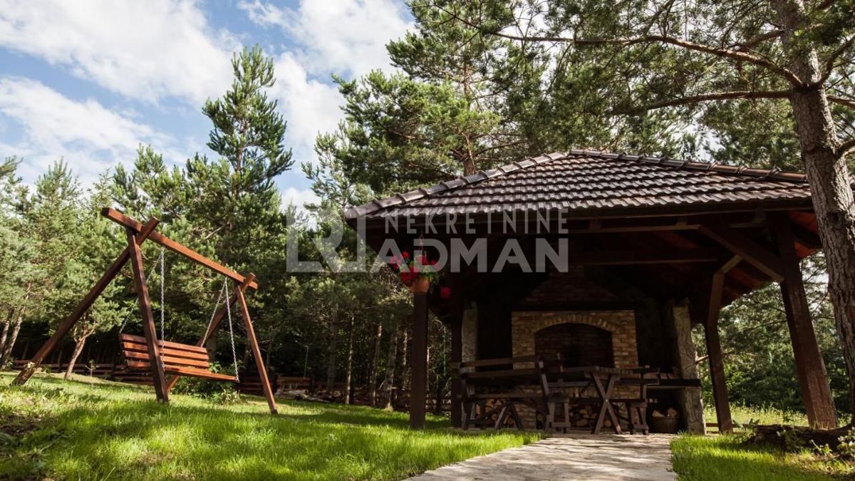 Casa Korenica, Plitvička Jezera, 360m2