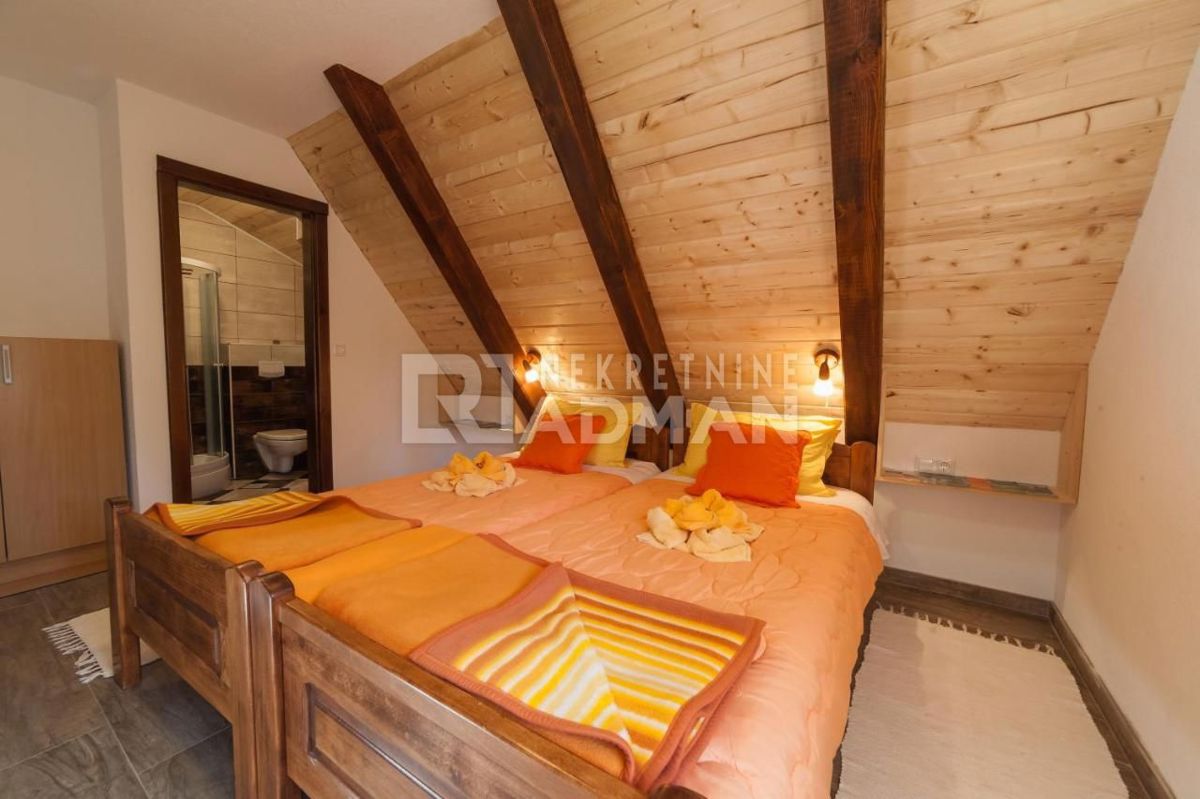 Casa Korenica, Plitvička Jezera, 360m2