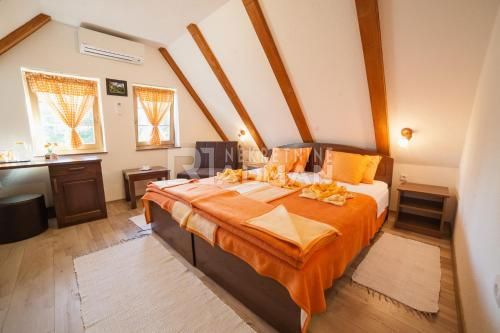 Casa Korenica, Plitvička Jezera, 360m2