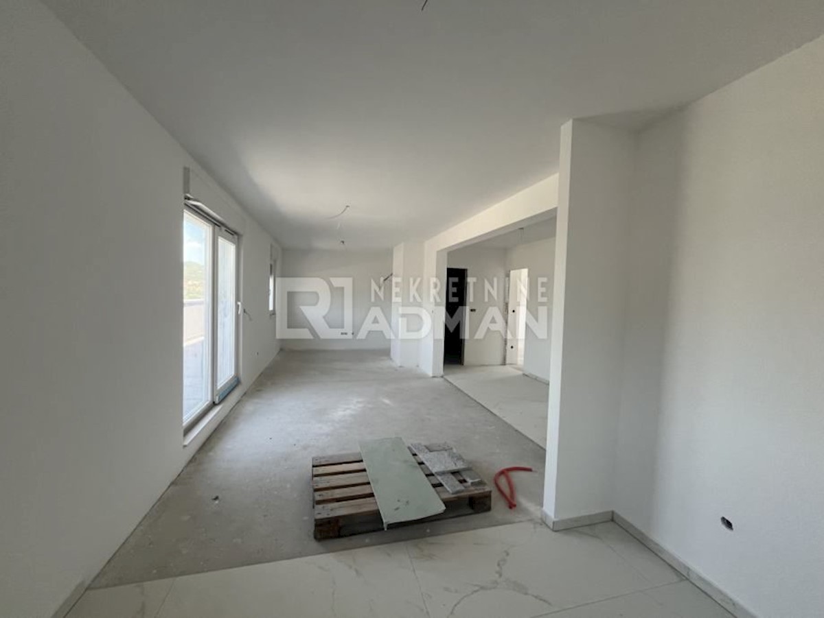 Appartamento Glavice, Sinj, 74m2