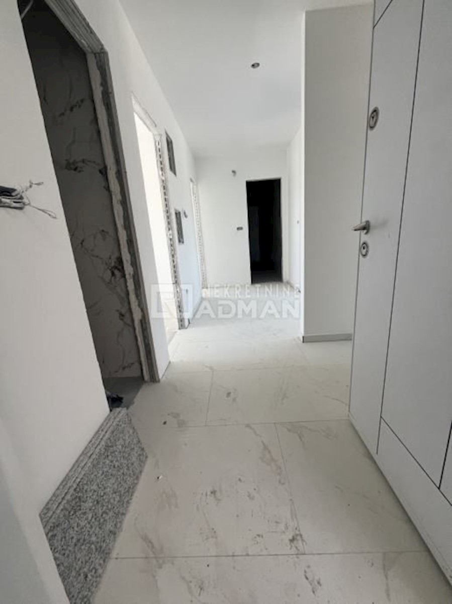 Appartamento Glavice, Sinj, 74m2