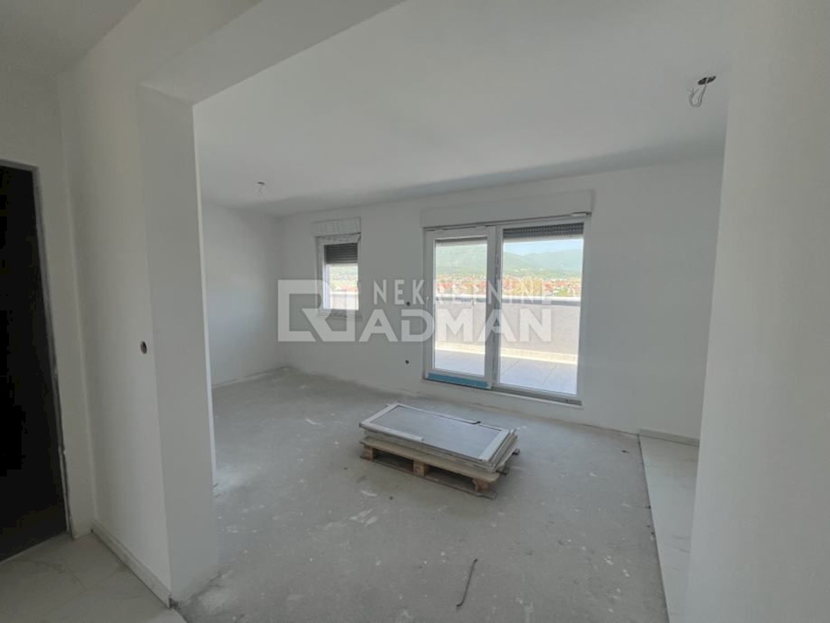 Appartamento Glavice, Sinj, 74m2