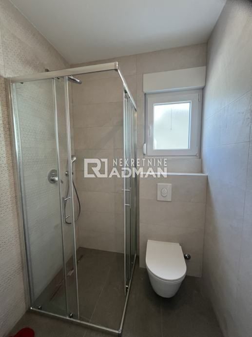 Appartamento Okrug Gornji, Okrug, 146,30m2