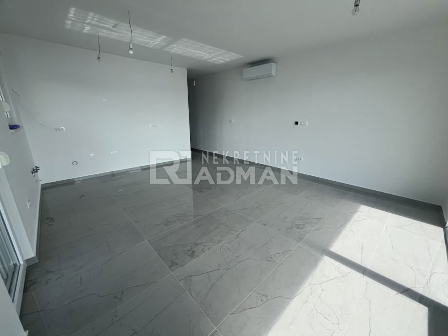 Appartamento Okrug Gornji, Okrug, 146,30m2