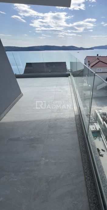 Appartamento Okrug Gornji, Okrug, 146,30m2