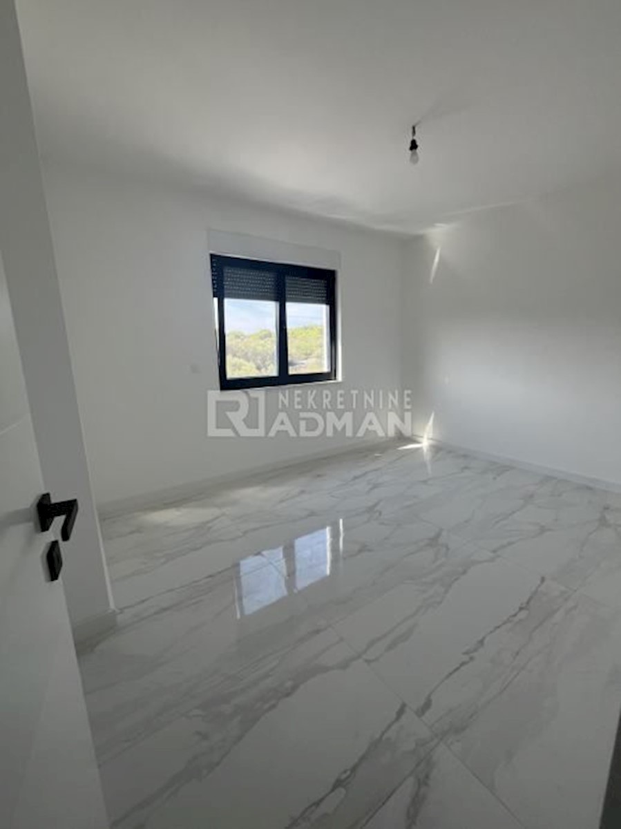 Appartamento Okrug Gornji, Okrug, 138m2