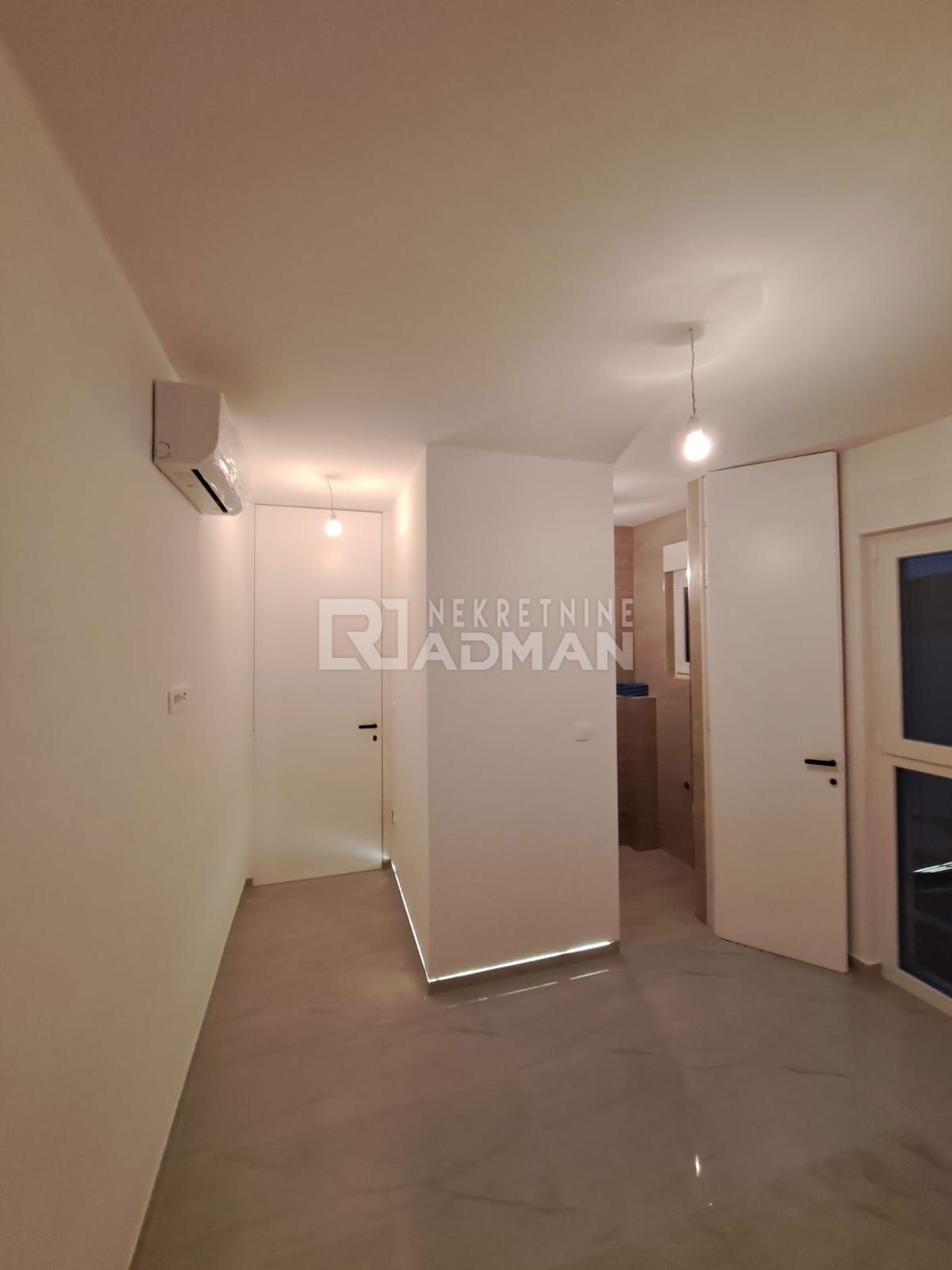 Appartamento Gornji Okrug, Delnice, 171,14m2