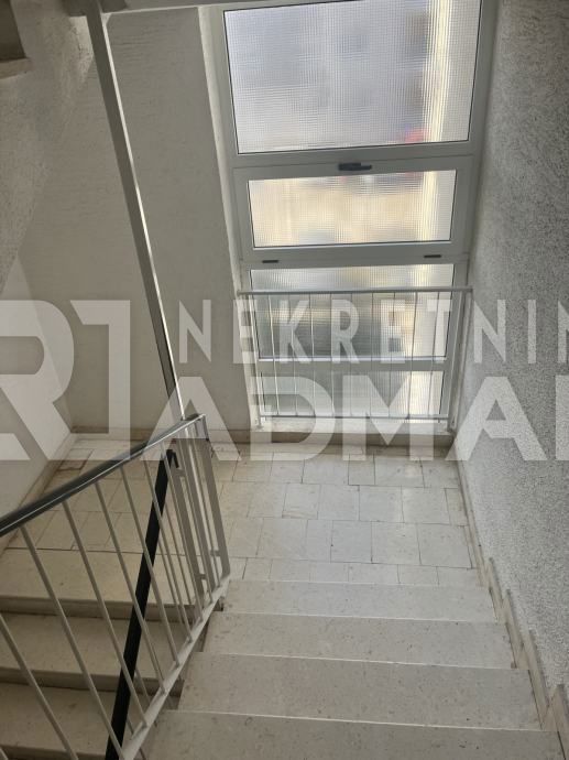 Appartamento Travarica, Trogir, 77m2