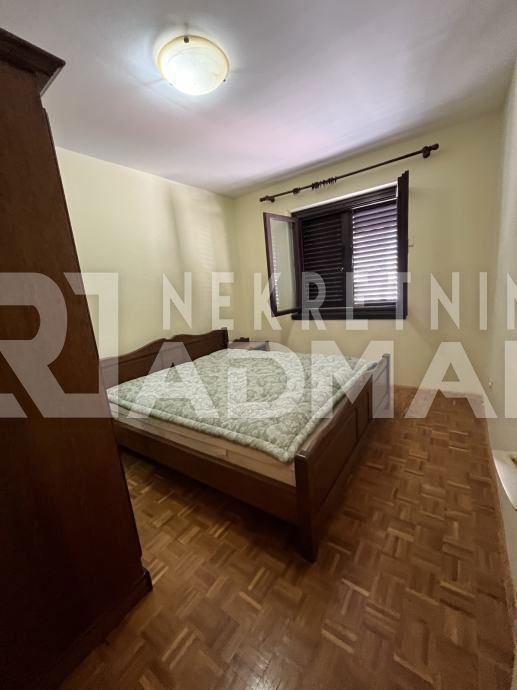 Appartamento Travarica, Trogir, 77m2