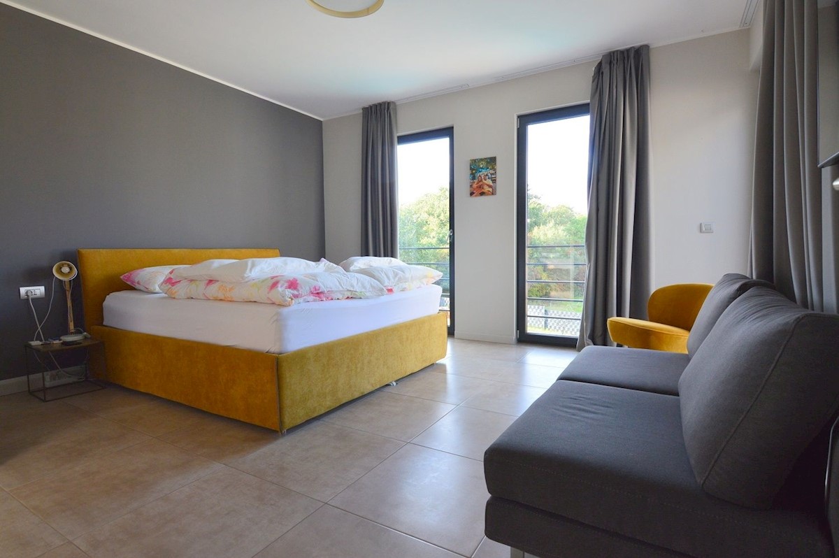 PARENZO-VILLA MODERNA DI LUSSO IN VENDITA