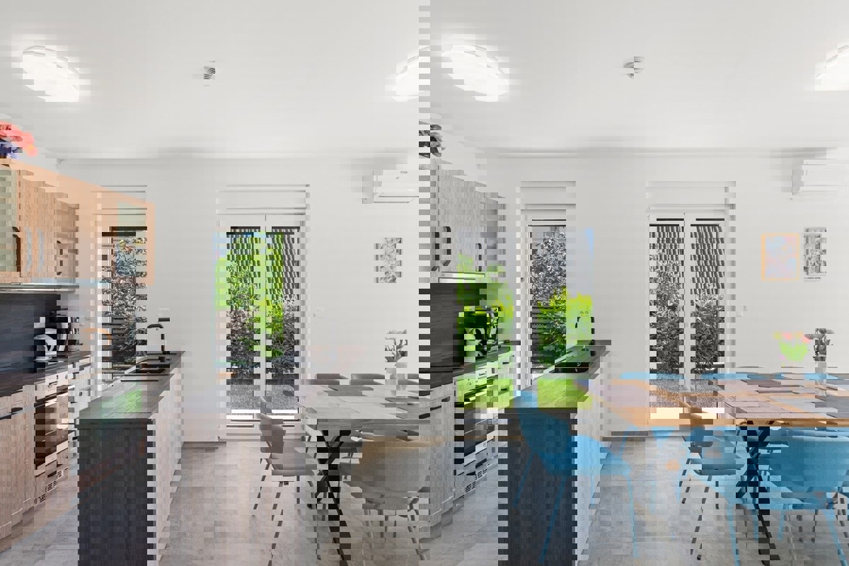 AGENZIA ESCLUSIVA - VABRIGA - VILLA MODERNA IN VENDITA CON SPLENDIDA VISTA MARE