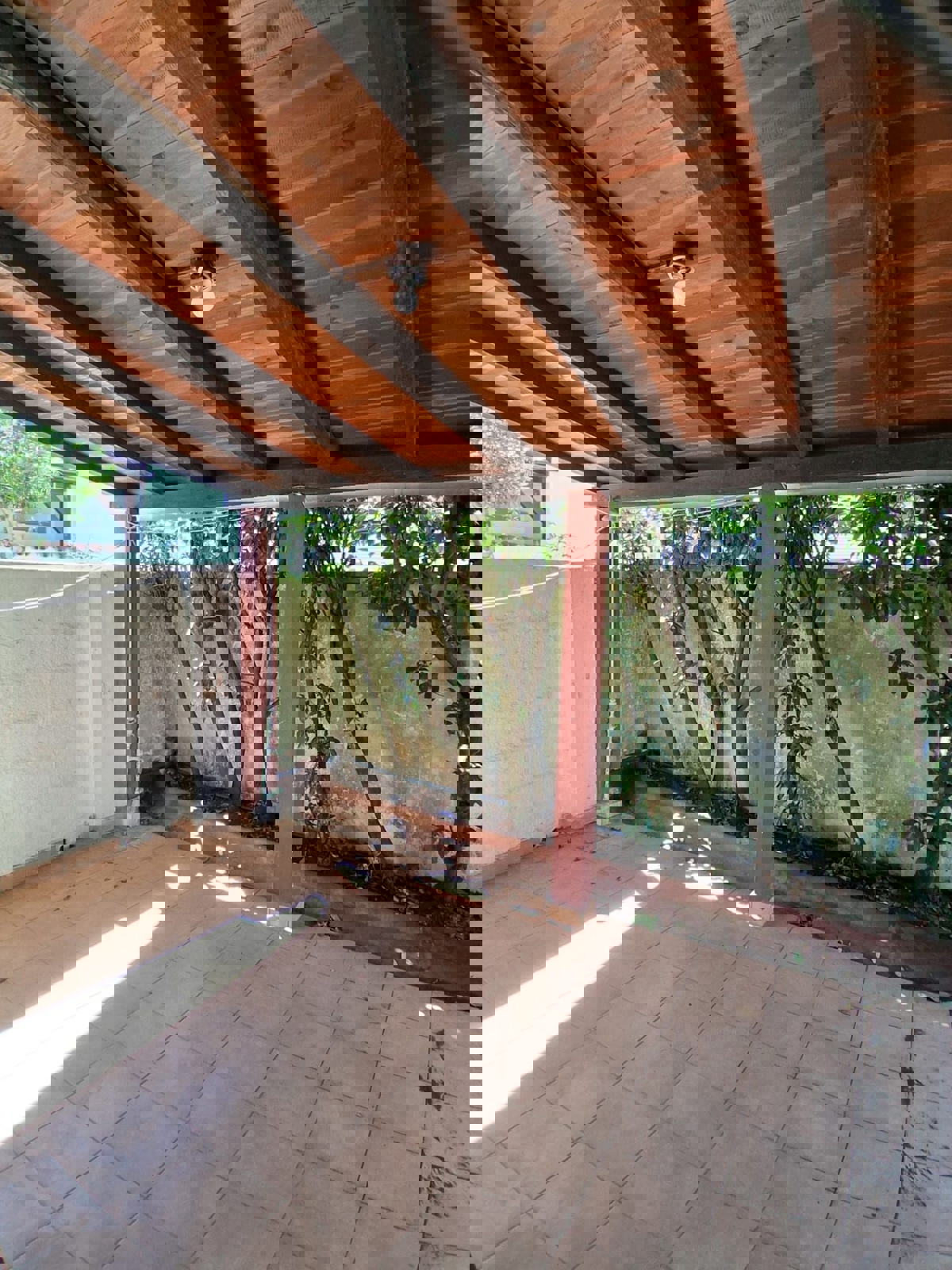 ČERVAR PORAT - CASA IN VENDITA A 400 M DALLA SPIAGGIA