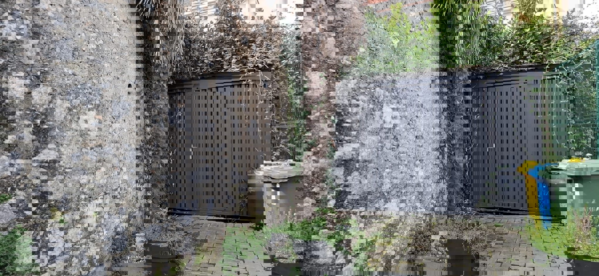 FUNTANA - MODERNO APPARTAMENTO CON GIARDINO IN VENDITA VICINO AL MARE